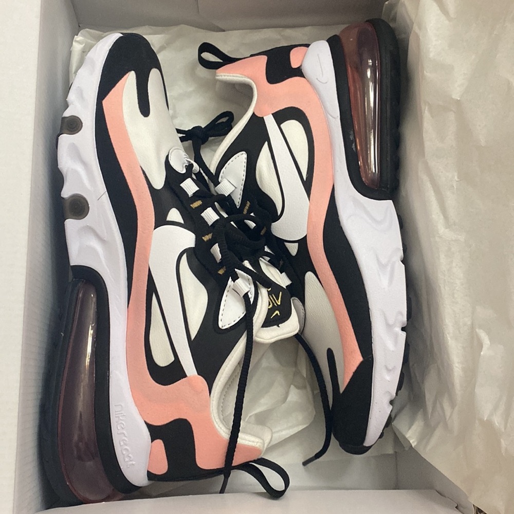 W Air Max 270 React